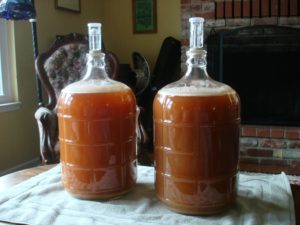 Apple Lane Orchards In Cider Workshop for Home and Craft Brewers